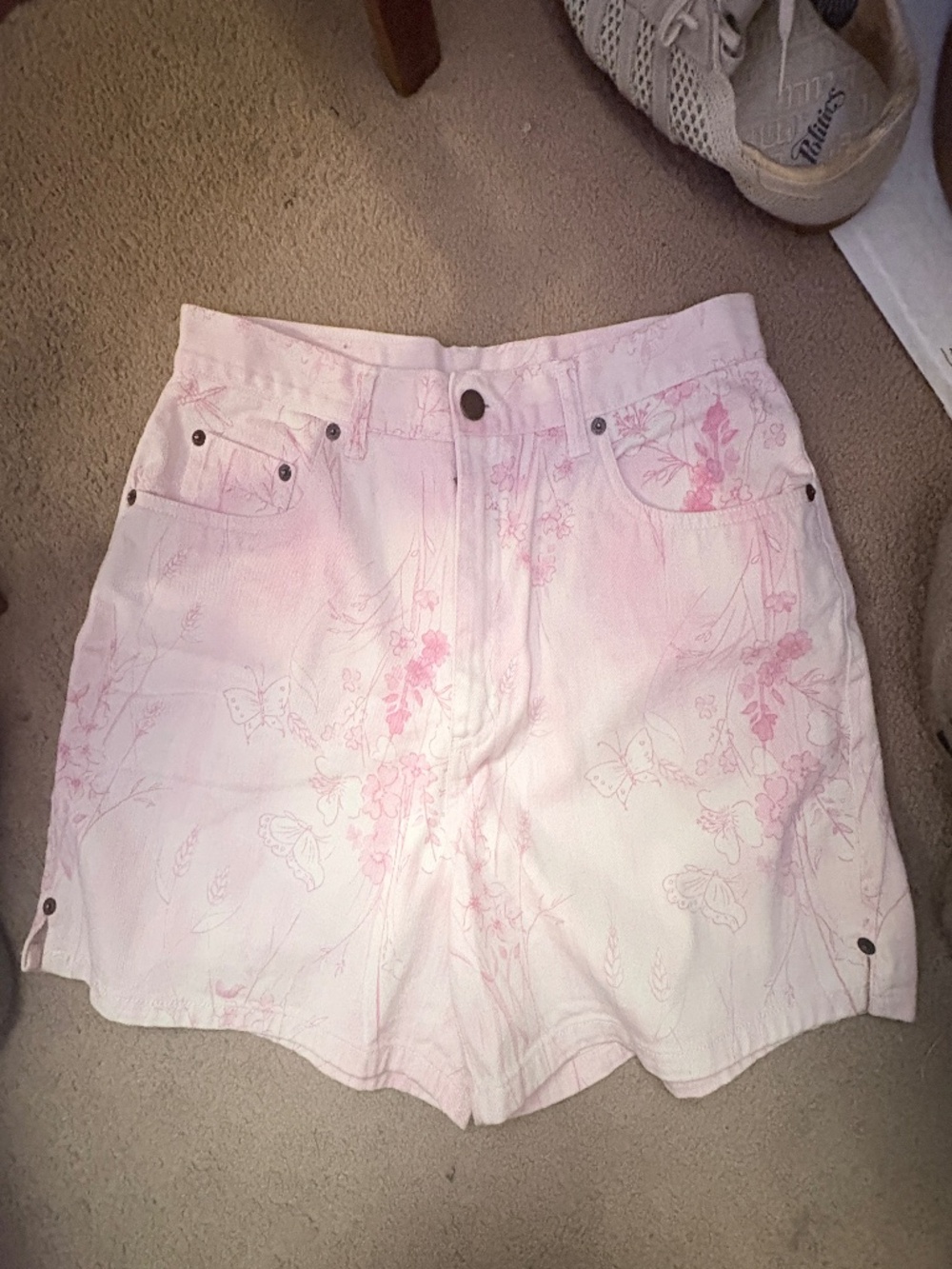 VTG 90s Bill Blass High Waisted Pink Floral Denim Mom Shorts Size 10